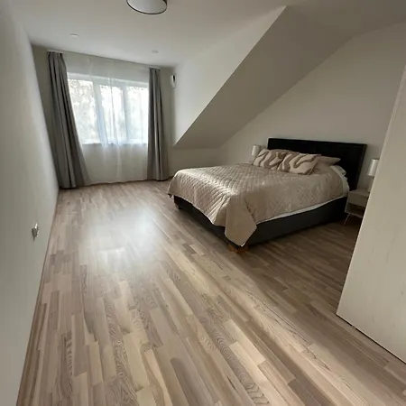 Cosy Flat In Near & Center Appartement Pärnu