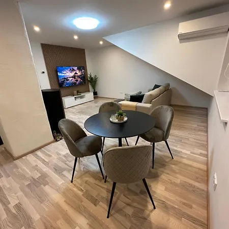 Cosy Flat In Near & Center Apartamento Pärnu